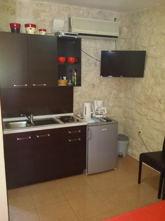 Apartments Riva Trogir Room photo